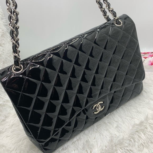 ❌SOLD❌ CHANEL classic Maxi black patent Flap Bag - Picture 9 of 15